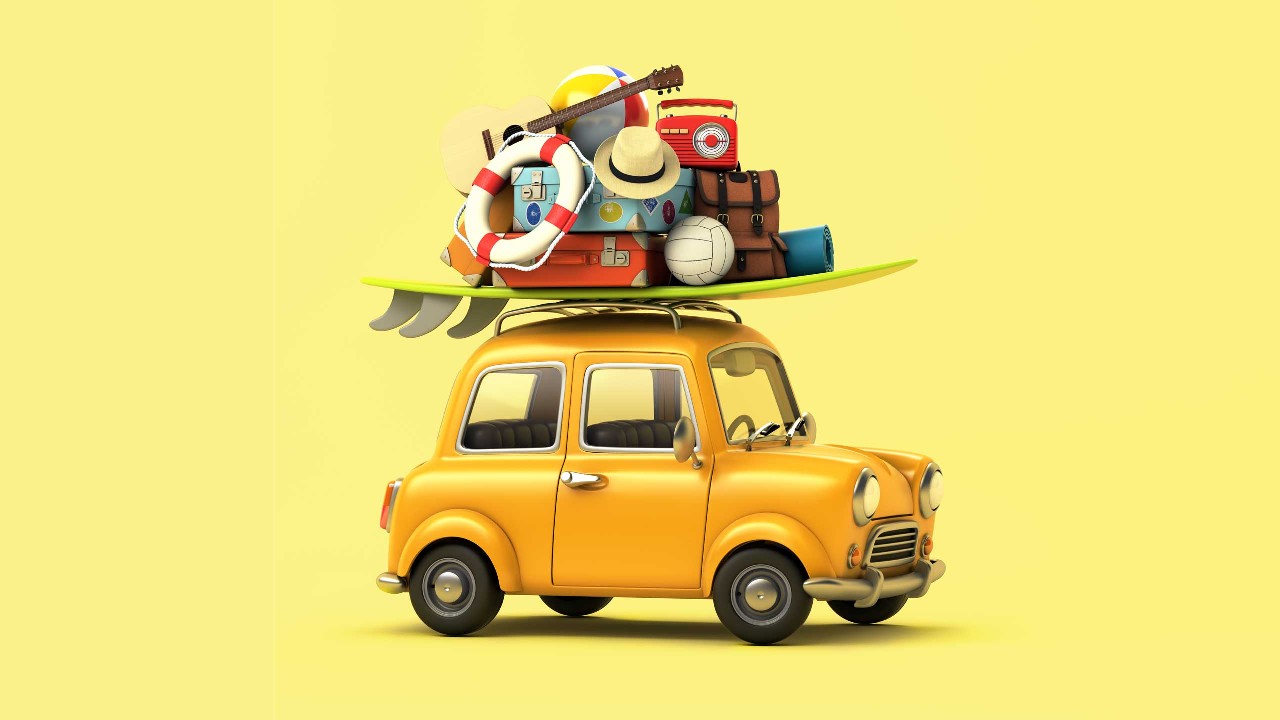 A yellow car with luggage on top; image used on HSBC Taiwan Advance page.